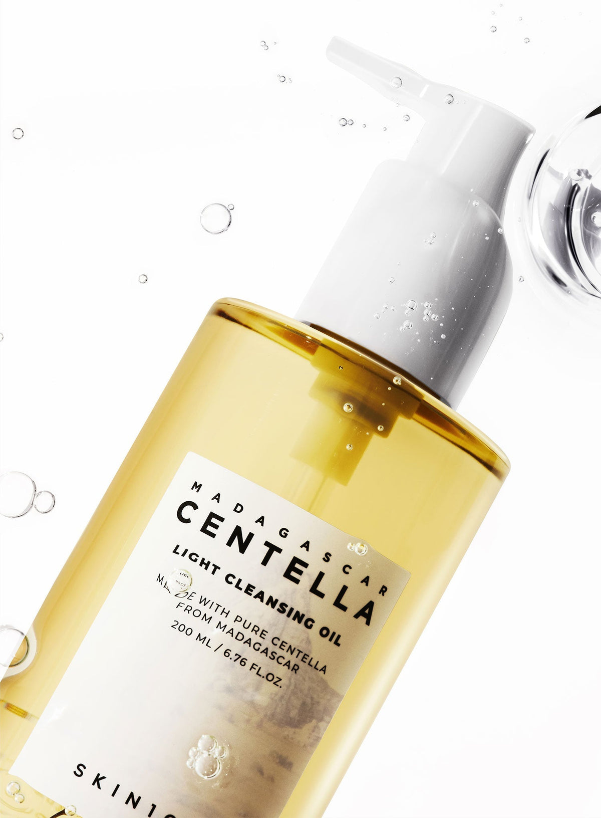 Madagascar Centella Light Cleansing Oil (200ml)