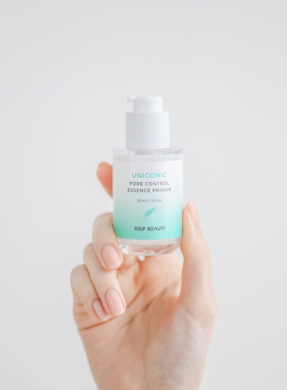 Uniconic Pore Control Essence Primer (33ml)